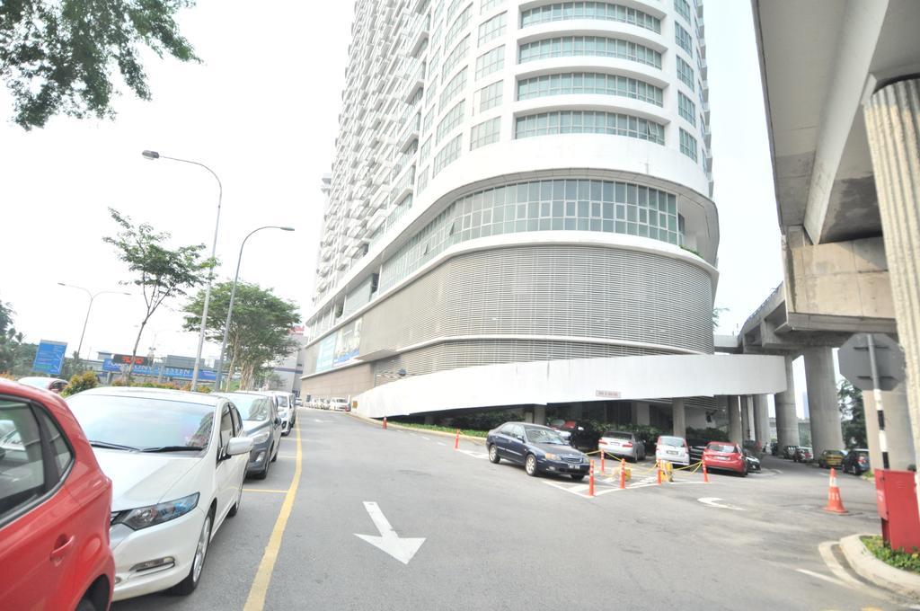 Amazing Klcc View @ Regalia Residence Kuala Lumpur Ngoại thất bức ảnh